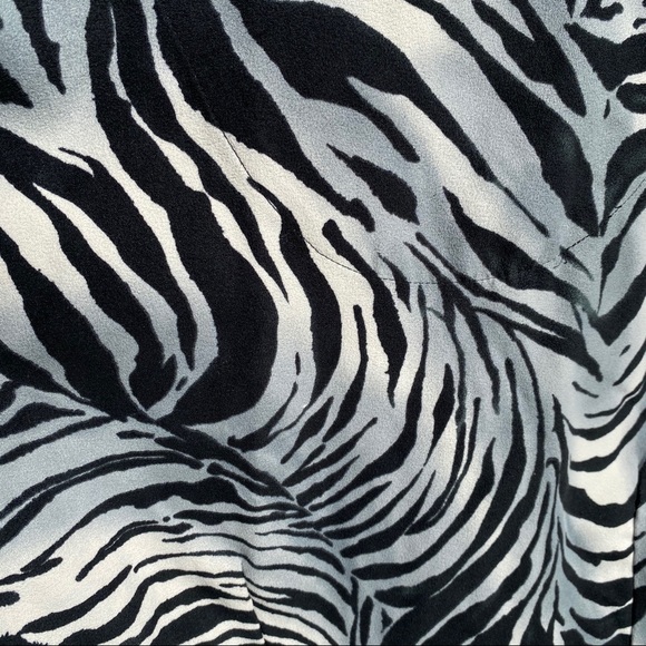 Harmony & Vine Long Sleeve Zebra Print Shirt A171 - Picture 7 of 7